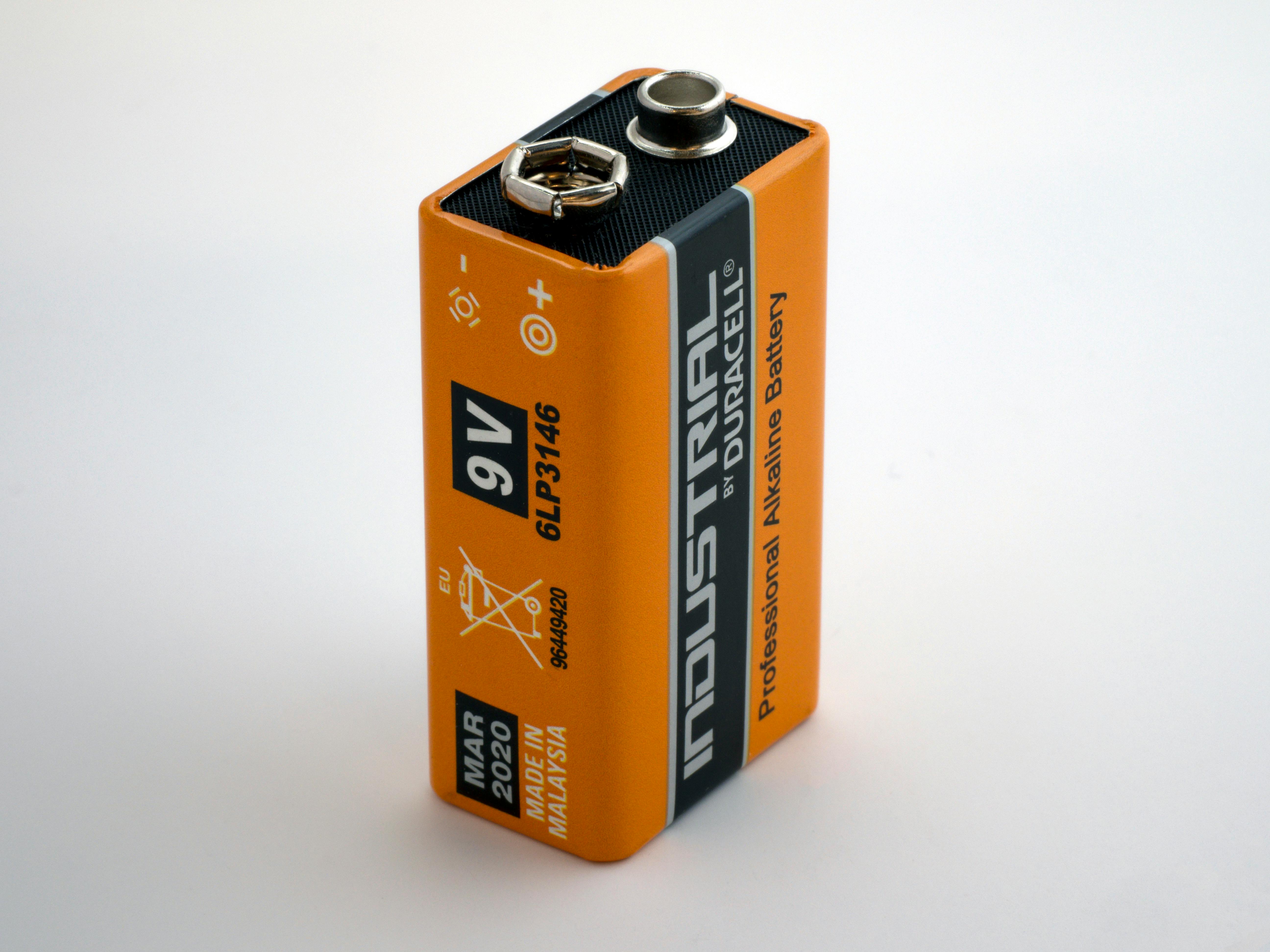 Free stock photo of 9 volt, batteries included, batteries not included