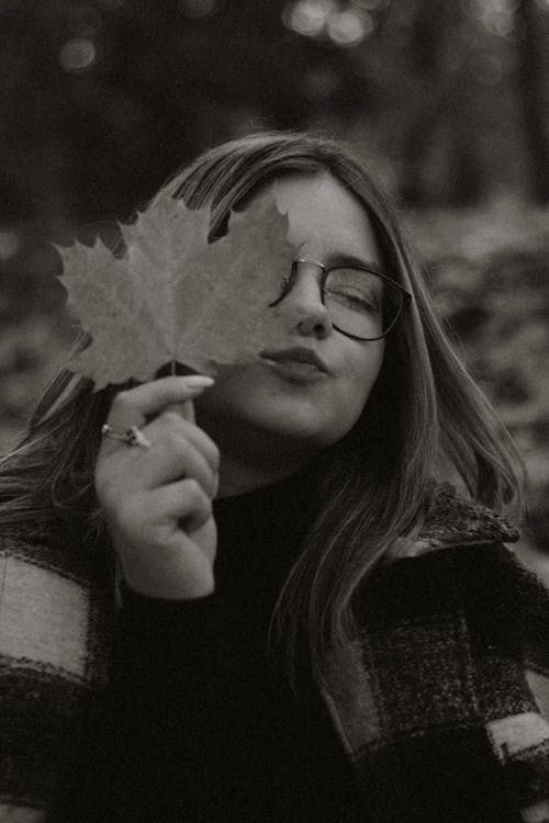 Woman with Leaf in Black and White