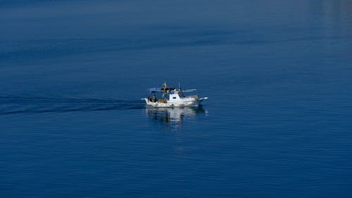 Photos gratuites de bateau de pêche, bleu, mer