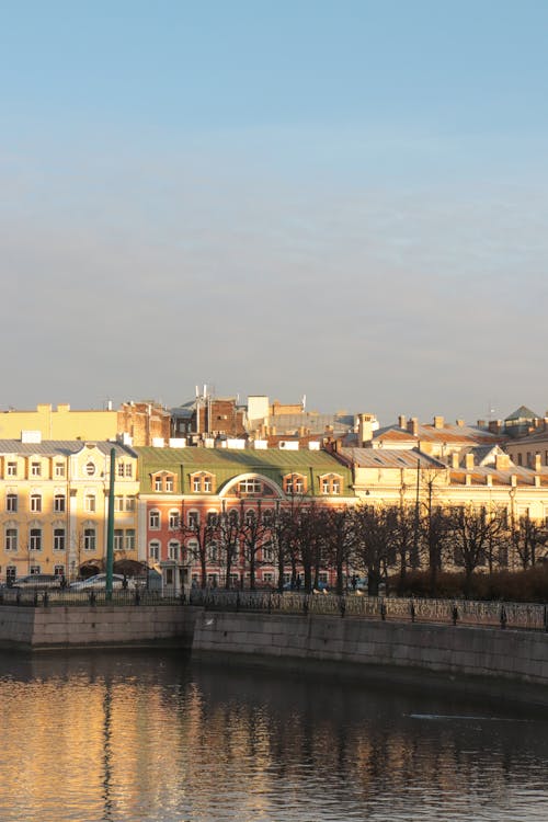 Fotobanka s bezplatnými fotkami na tému budovy, Copy Space, mestský