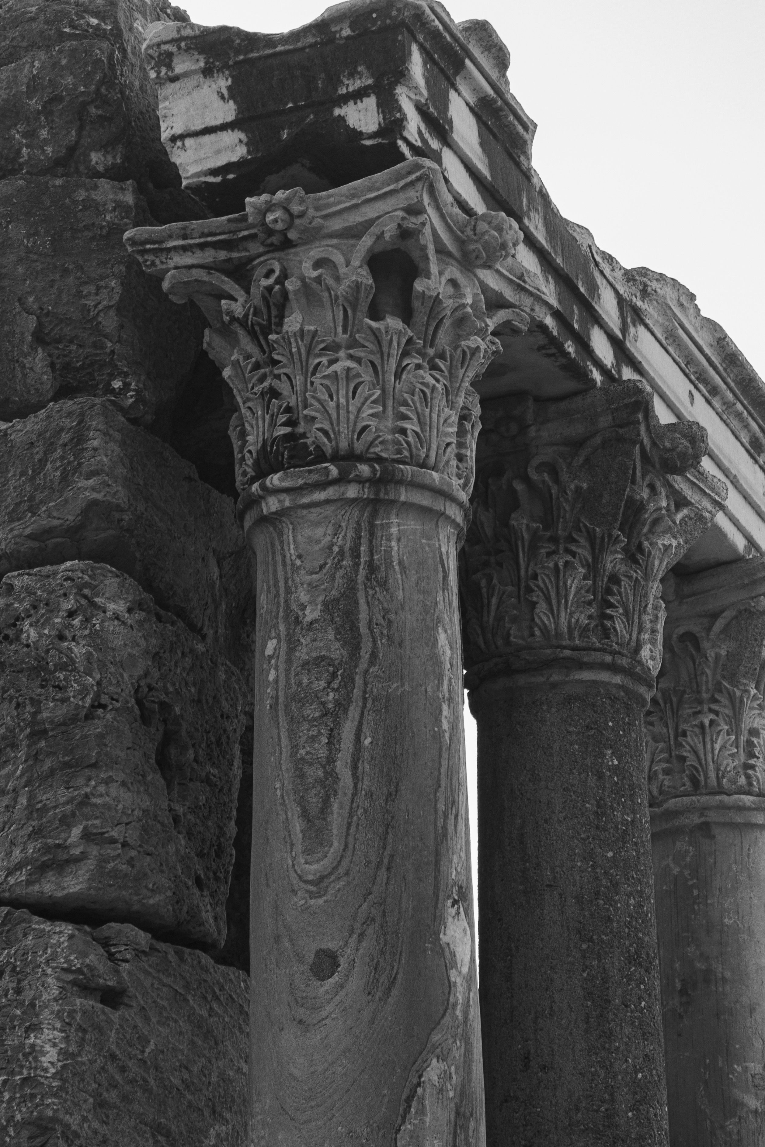 Roman Columns in Ruins · Free Stock Photo