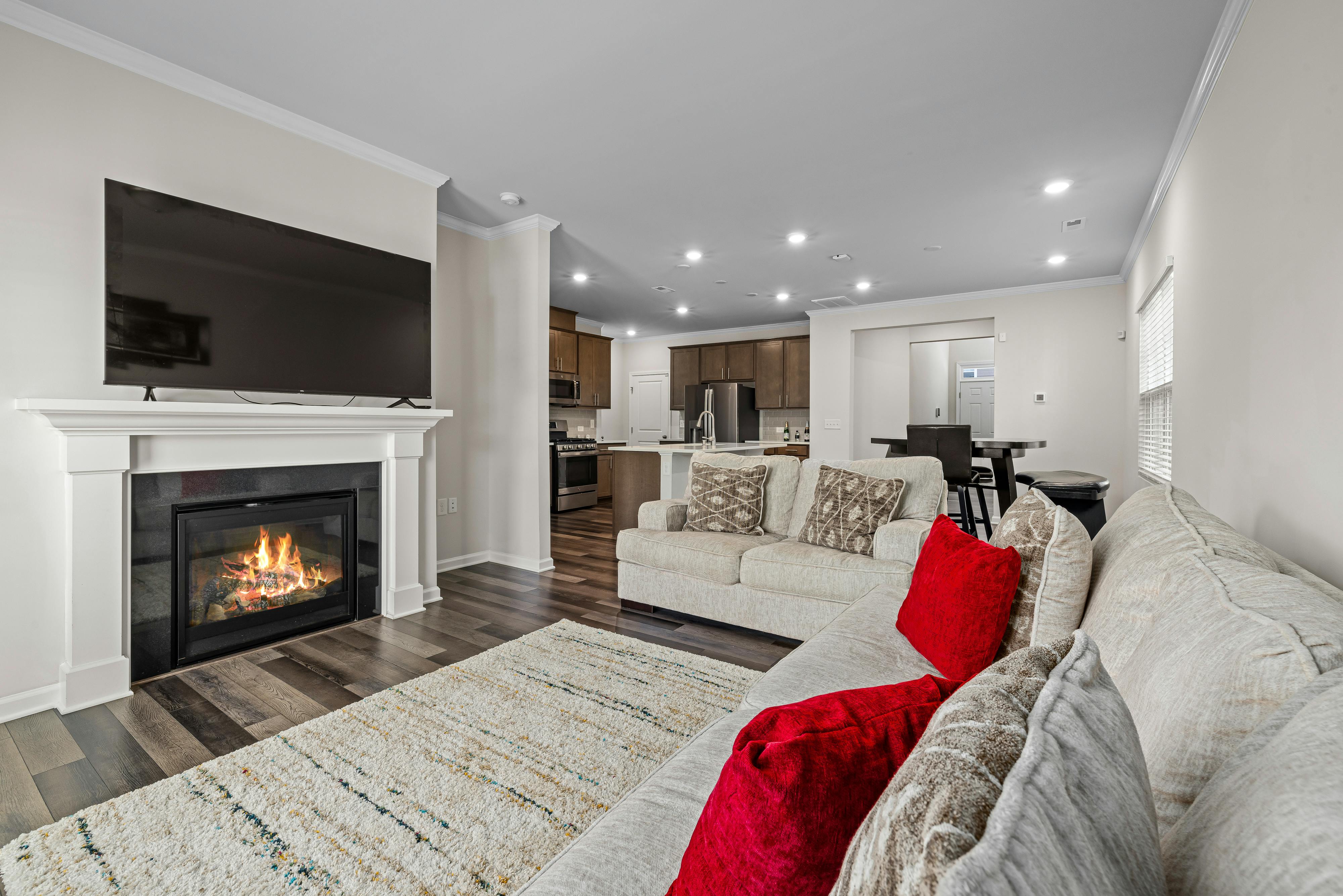 What S The Best Strategy For Updating An Old Fireplace Real Estate   Pexels Photo 19227235 