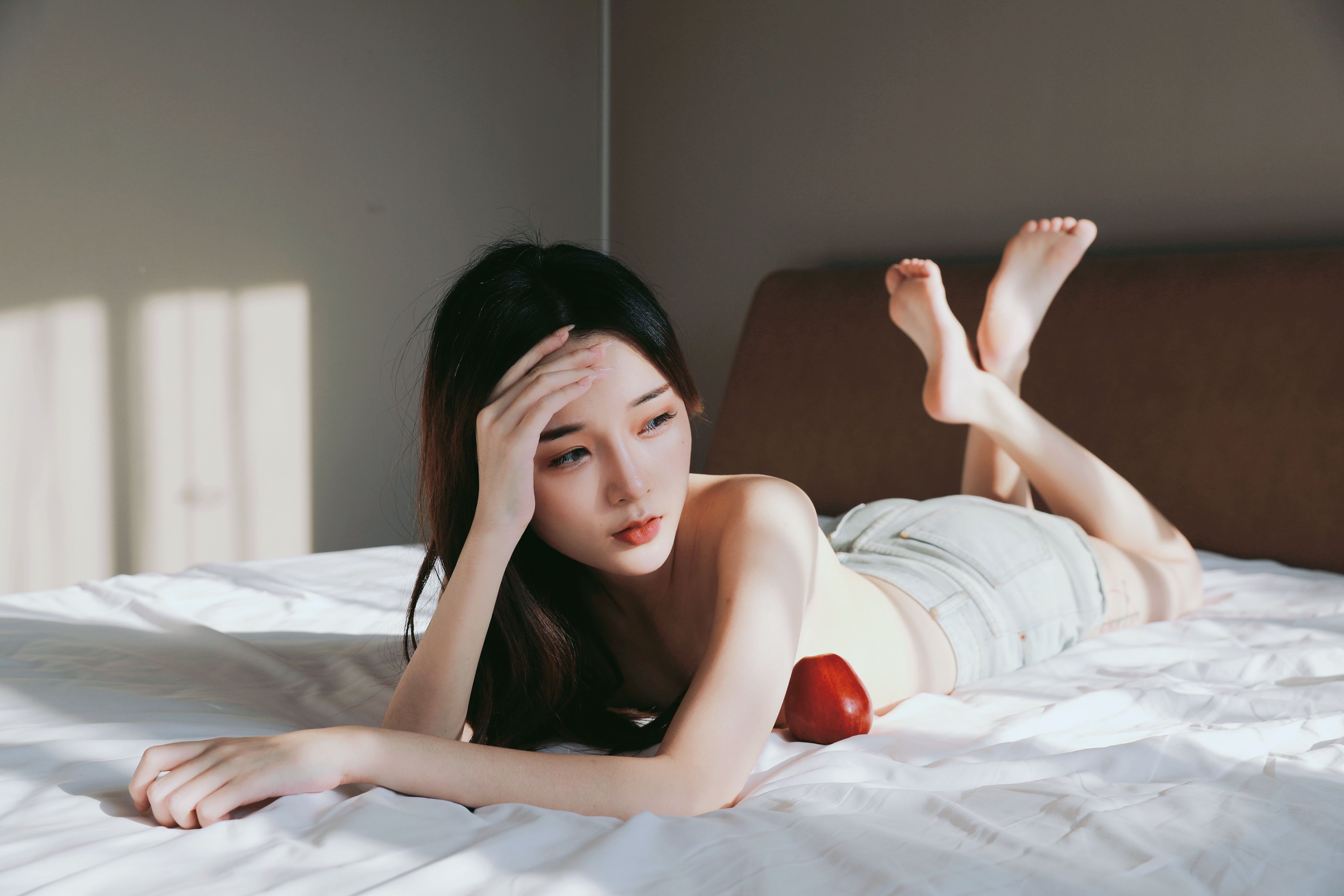 第四次单身潮来袭 两亿人被困在 情感配图