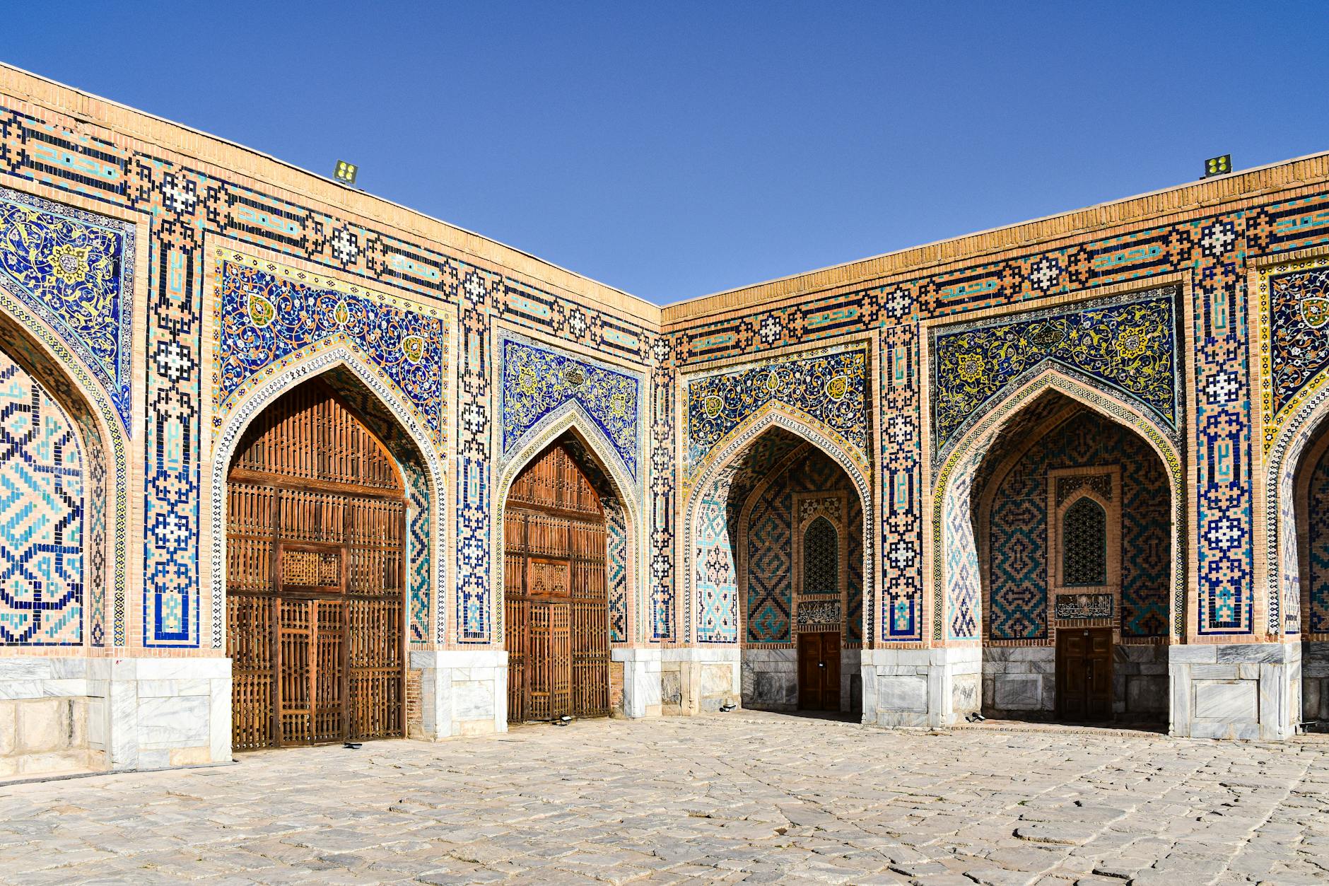 Popular sights in Koror Landmarks in Koror