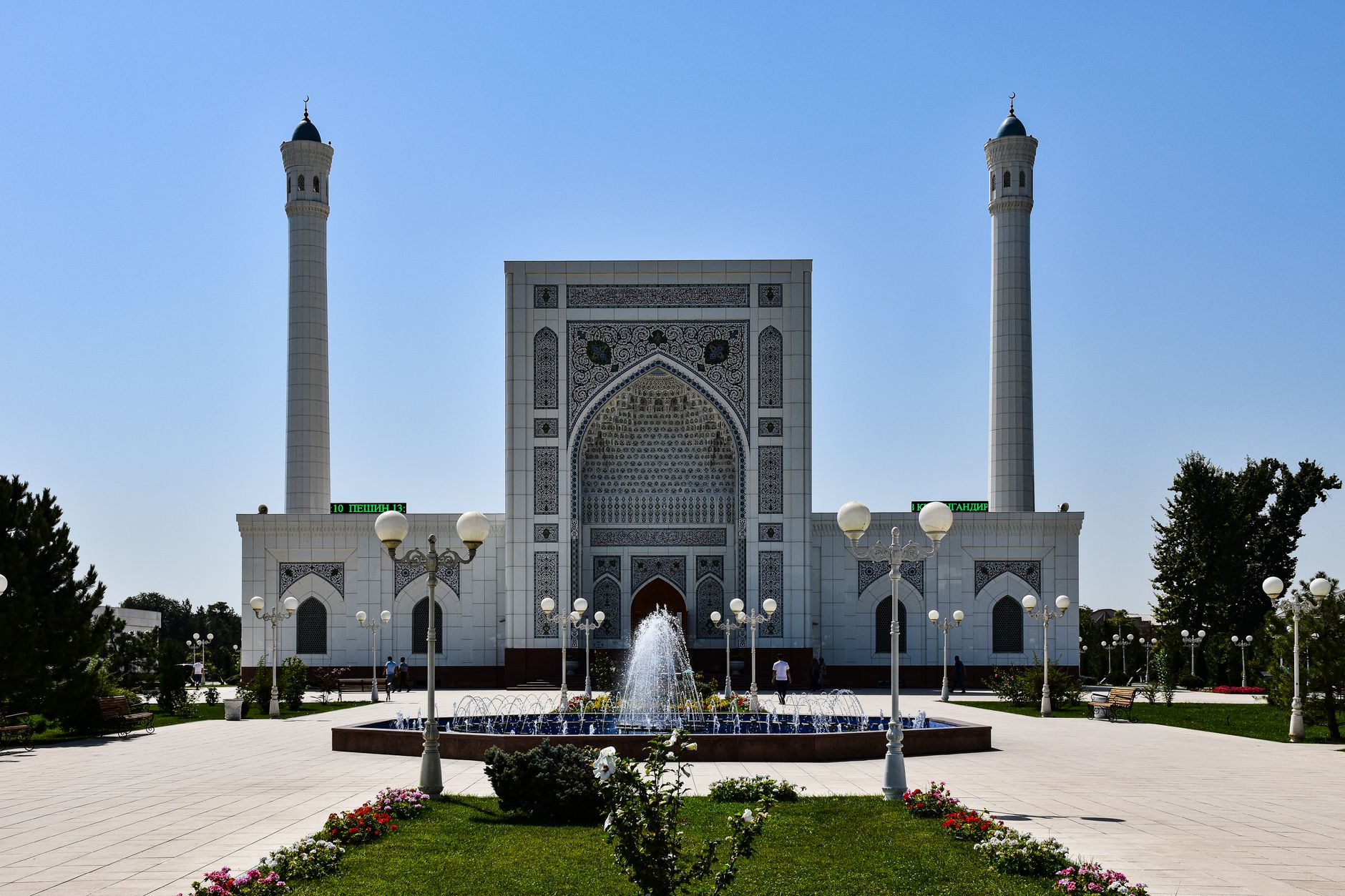 Popular sights in Ay Landmarks in Ay