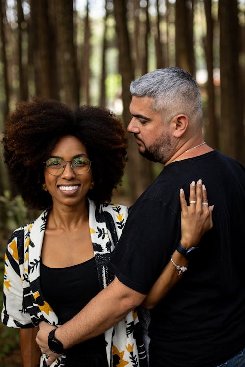Ingyenes stockfotó boldog, együtt, fekete nő témában