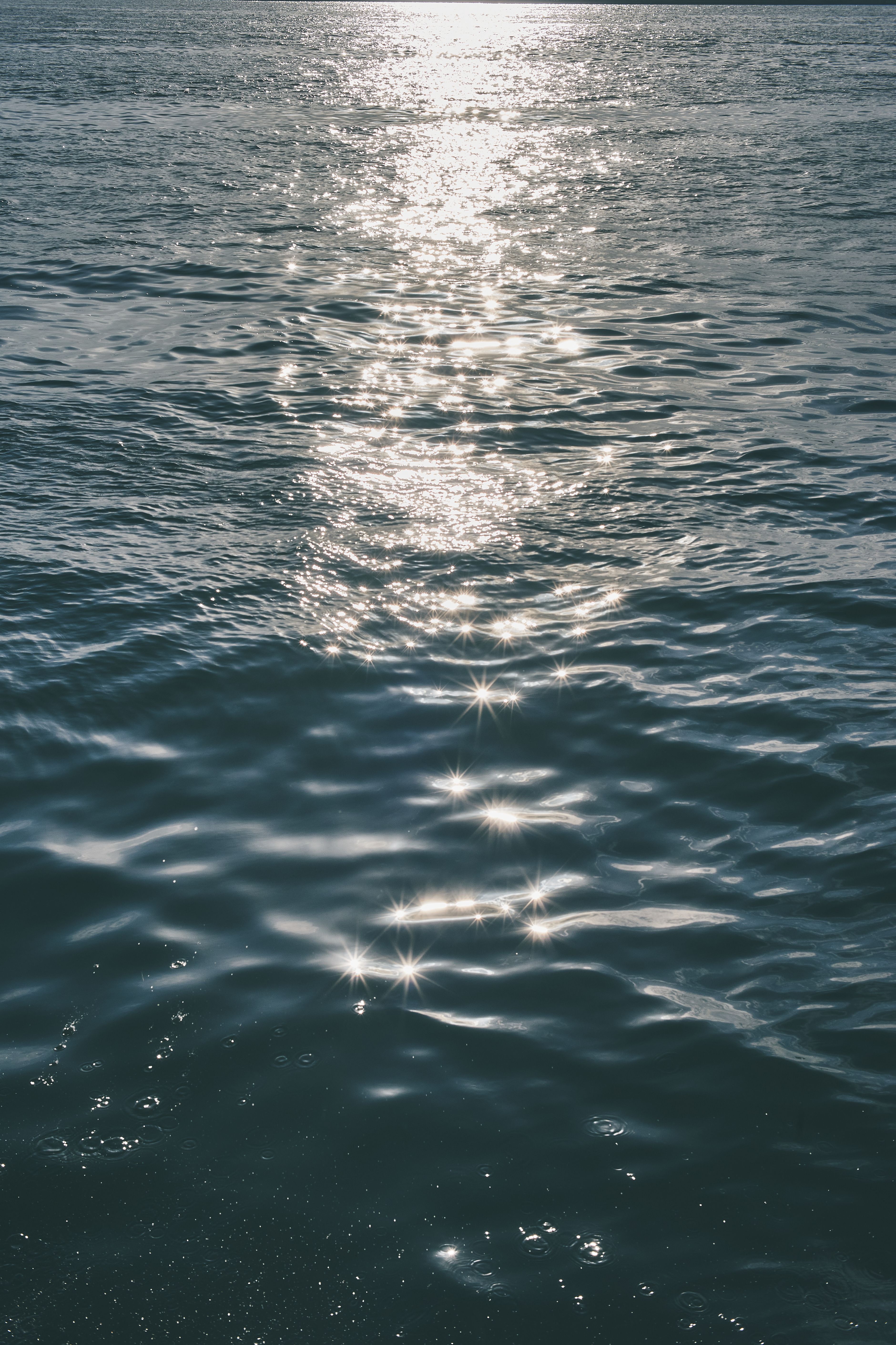 Sunlight Reflecting in Sea Water · Free Stock Photo