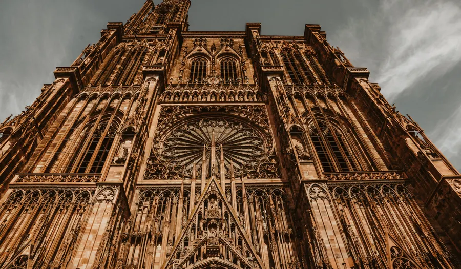 La cathédrale et son quartier
