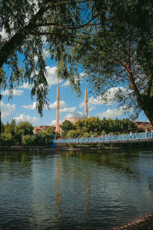 Merkez Yeni Mosque by Kizilirmak River in Avanos