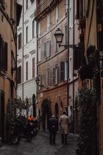 Trastevere: Authentic Roman Charm Trastevere: Authentic Roman Charm