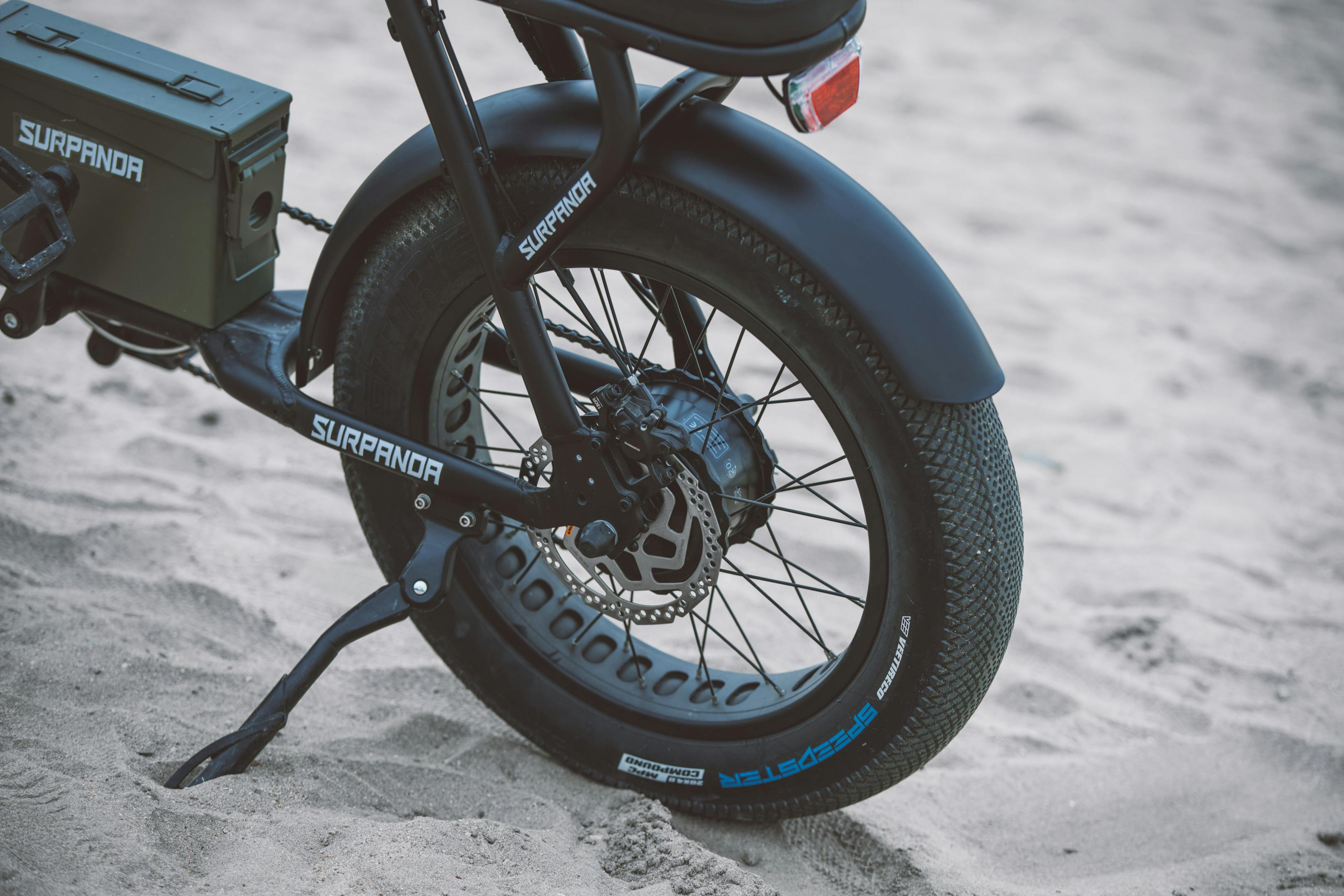 Addmotor E-325 Electric Cargo Bike: A New Era of Mobility for Families, Commuters, and Small Businesses — Photo by Motor Truc