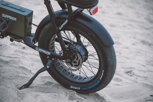 Gratis lagerfoto af cykel, elektrisk, sand
