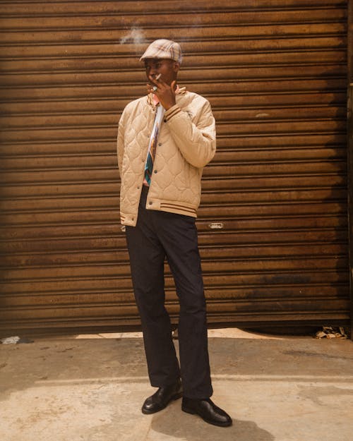 Základová fotografie zdarma na téma afričan, cigareta, elegantní