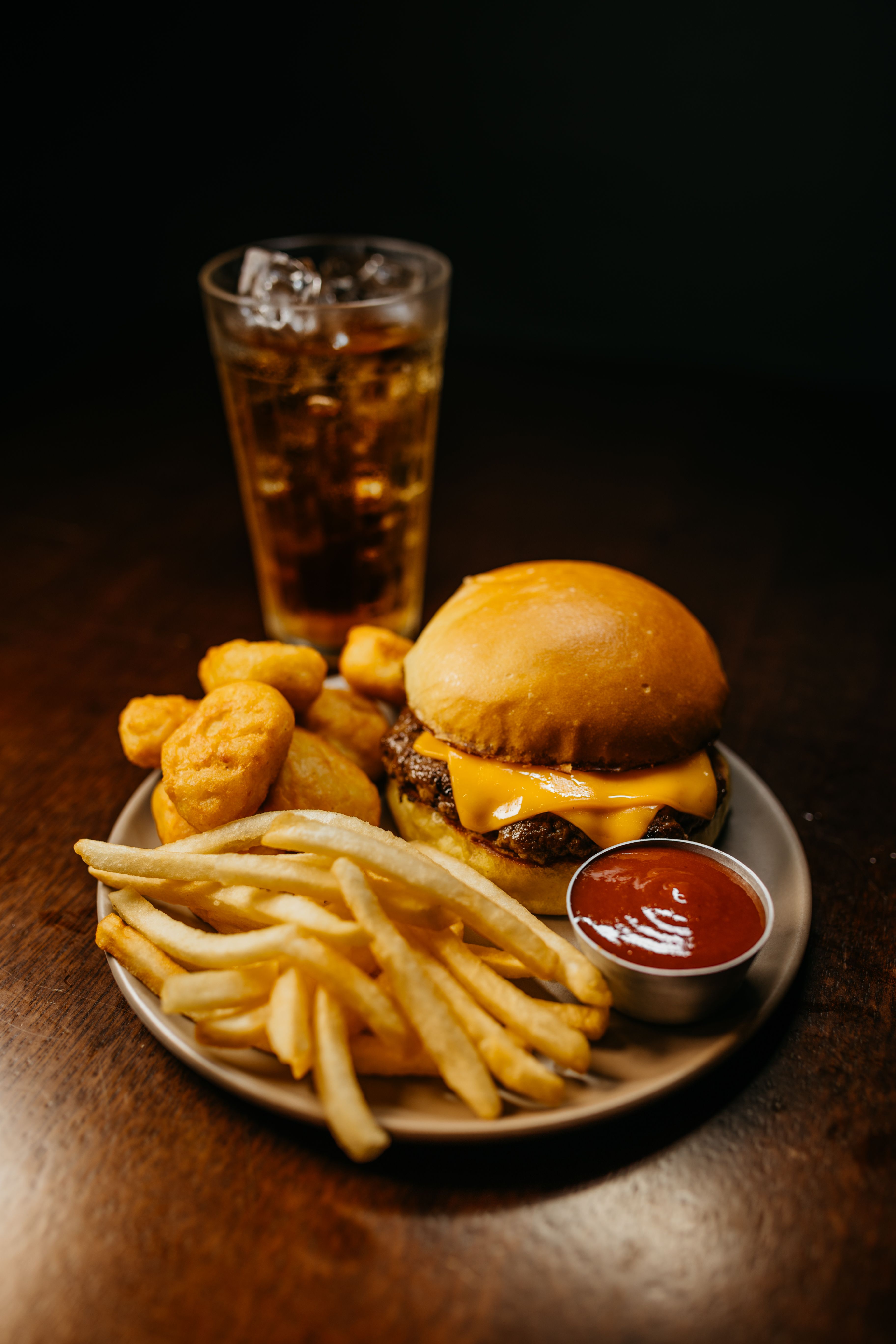 Combo Lanche + Fritas + Bebida