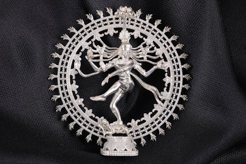 Indian Temple jewellery Lord shiva Pendant in white gold and Diamond  
