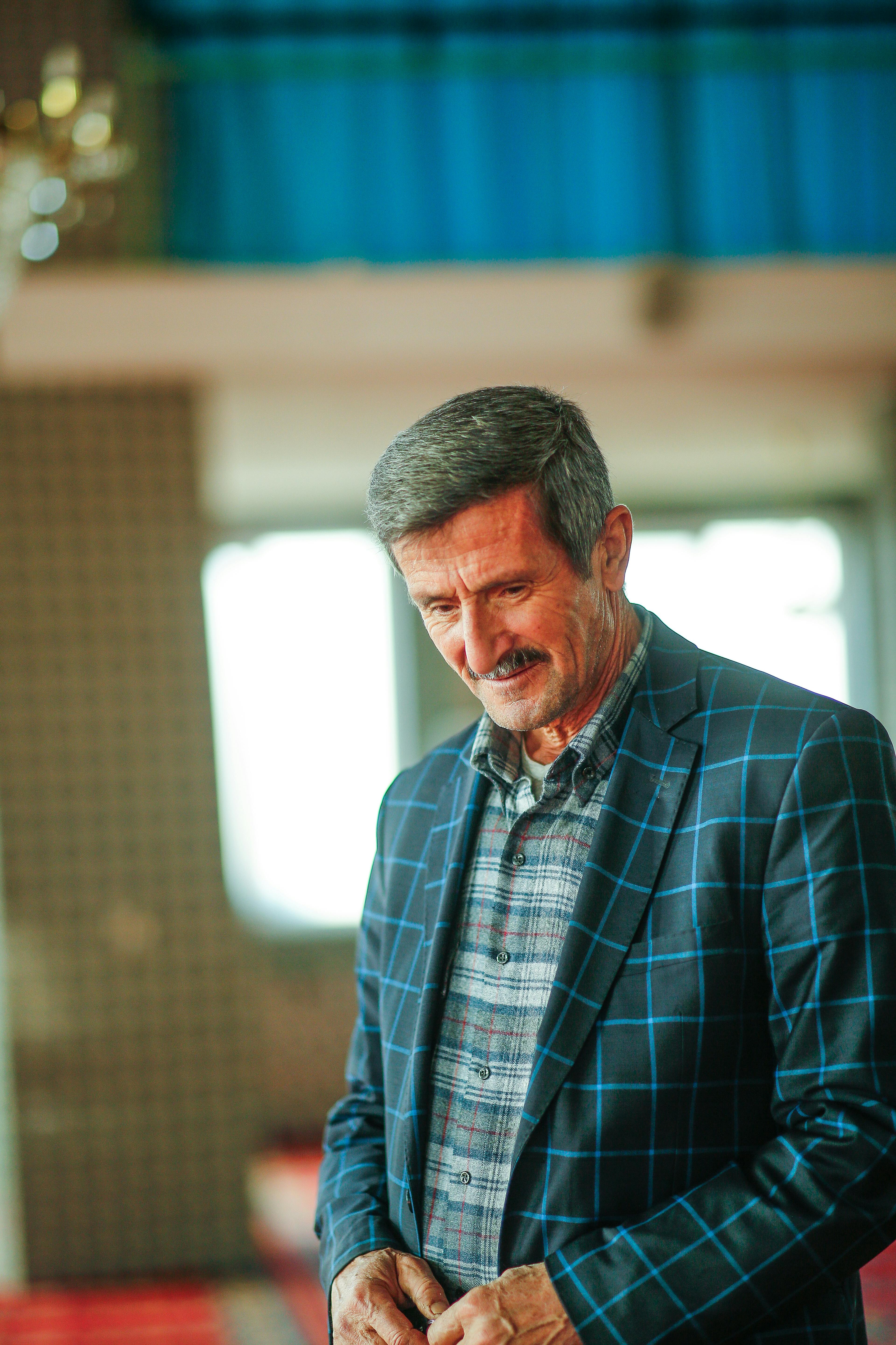 older man gray beard