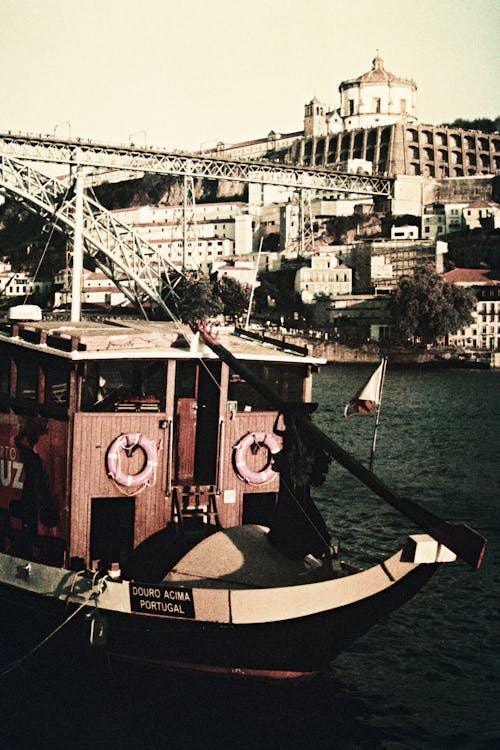 Kostenloses Stock Foto zu boot, dom luis ich überbrücke, douro