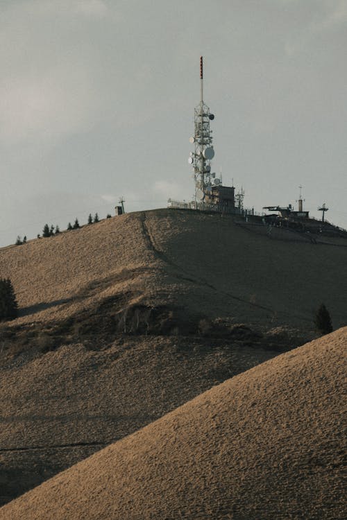 Foto d'estoc gratuïta de capvespre, comunicació, tecnologia