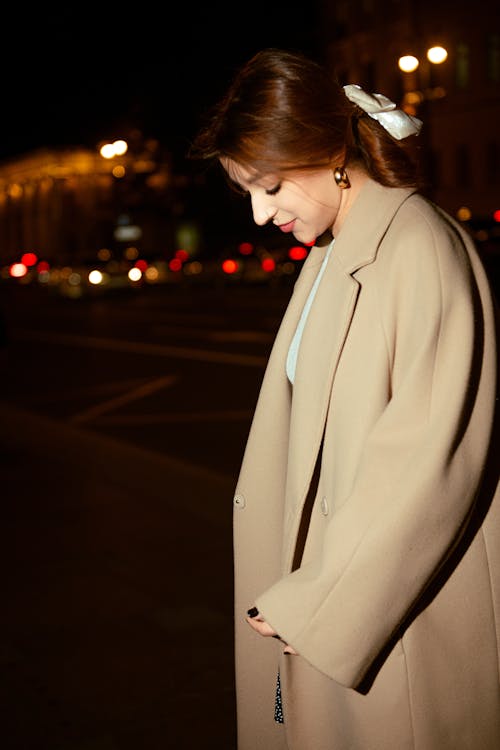 Základová fotografie zdarma na téma béžový kabát, města, město