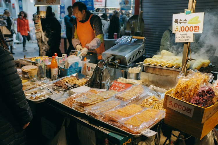 Food Stand In A Korean Market 