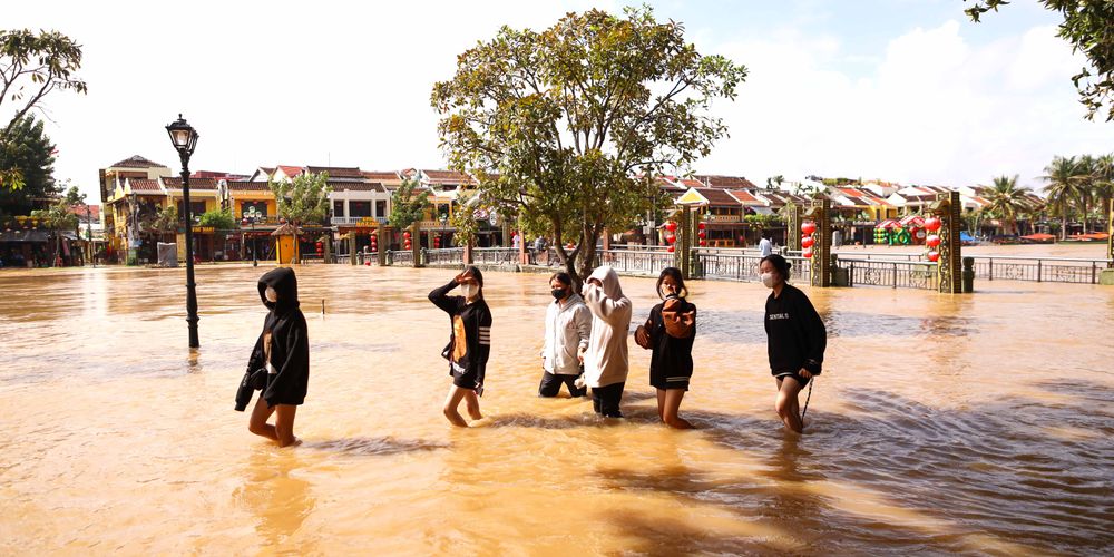 Lũ Quét Gây Thiệt Hại Nặng Nề Ở Khu Vực Biên Giới Tây Tạng - Nepal