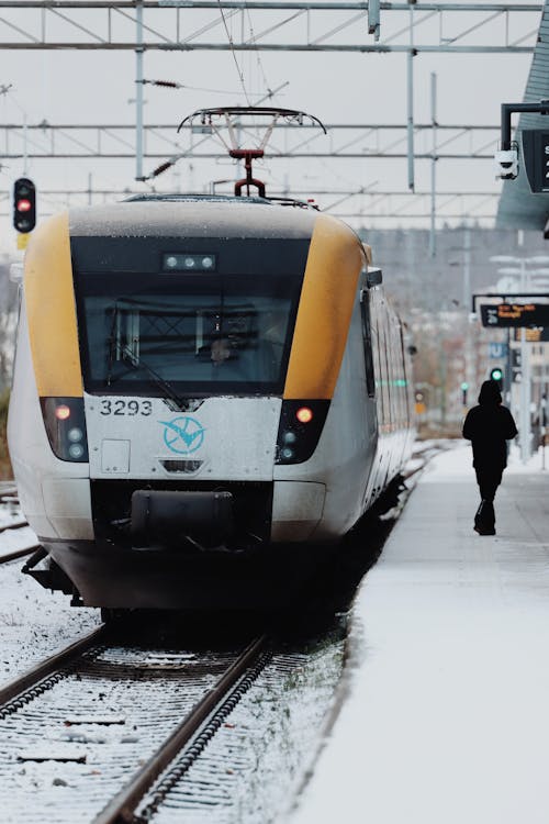 Foto stok gratis jönköping, kendaraan umum, lokomotif