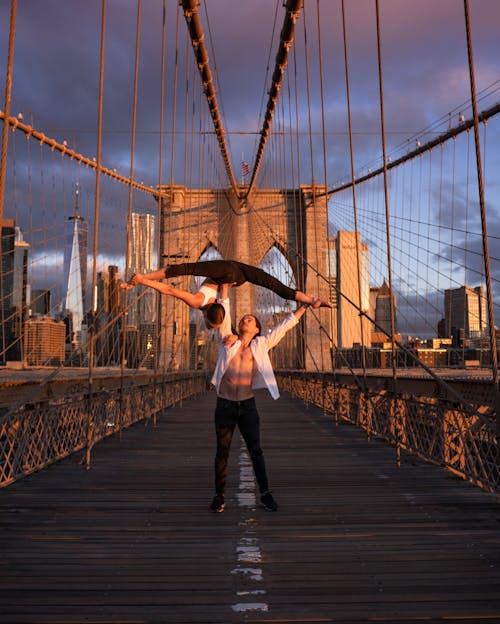 Δωρεάν στοκ φωτογραφιών με brooklyn bridge, ακροβασία, άνδρας
