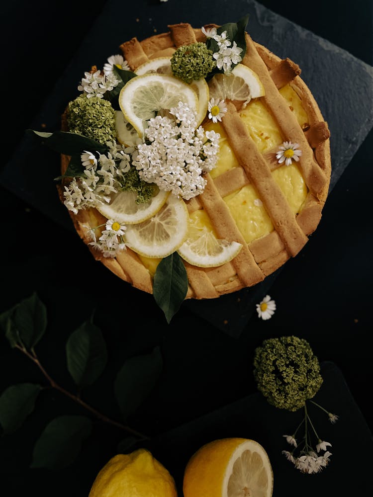 Lemon Slices And Flowers On Cake