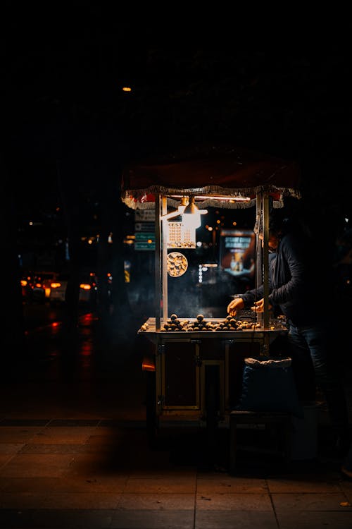 Immagine gratuita di cibo di strada, cittadina, notte