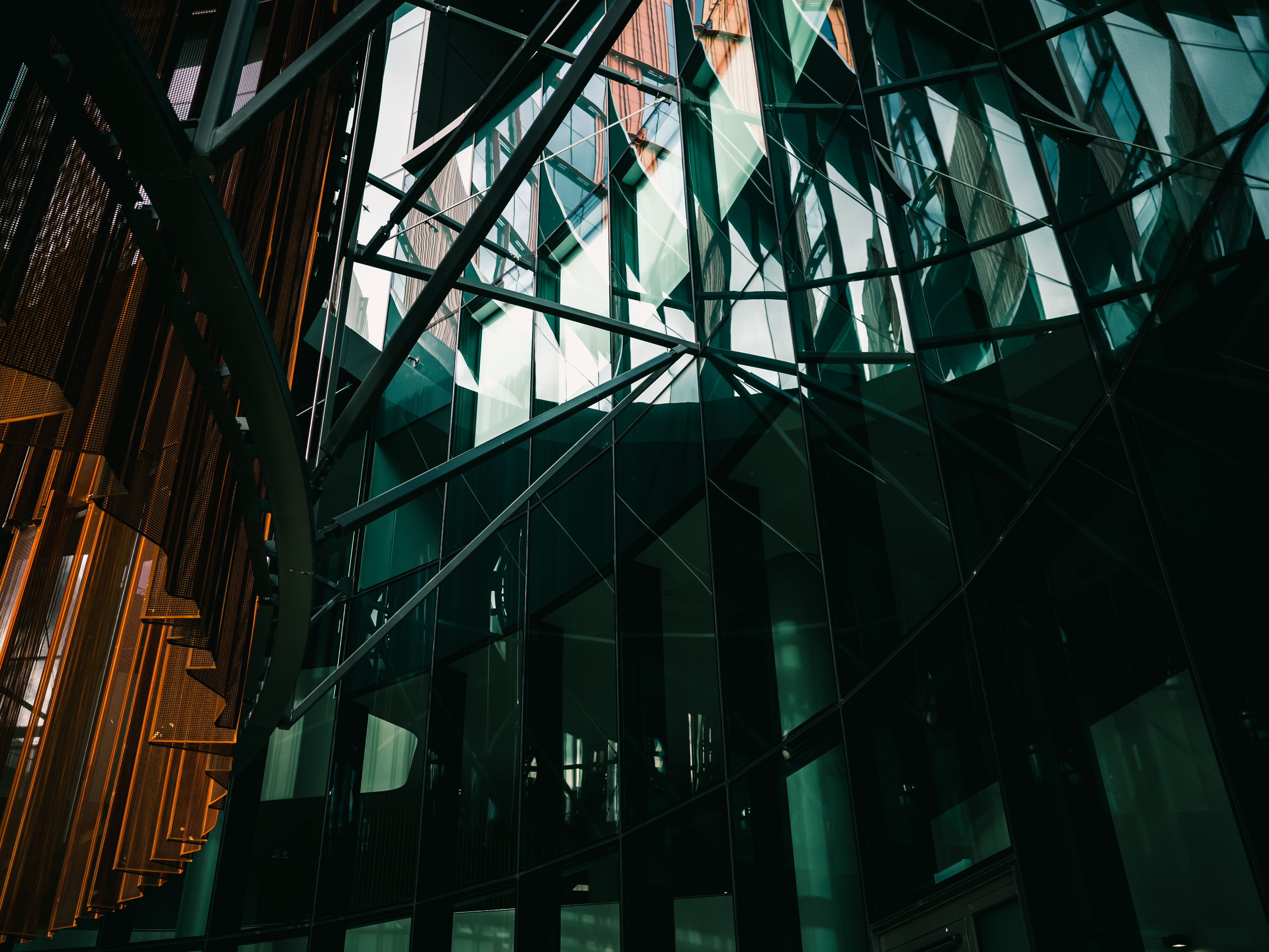 AI-driven transformation in the commercial insurance industry — Photo by Sonny Sixteen on Pexels