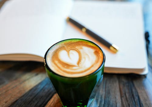 Foto d'estoc gratuïta de cafè, diari, journaling
