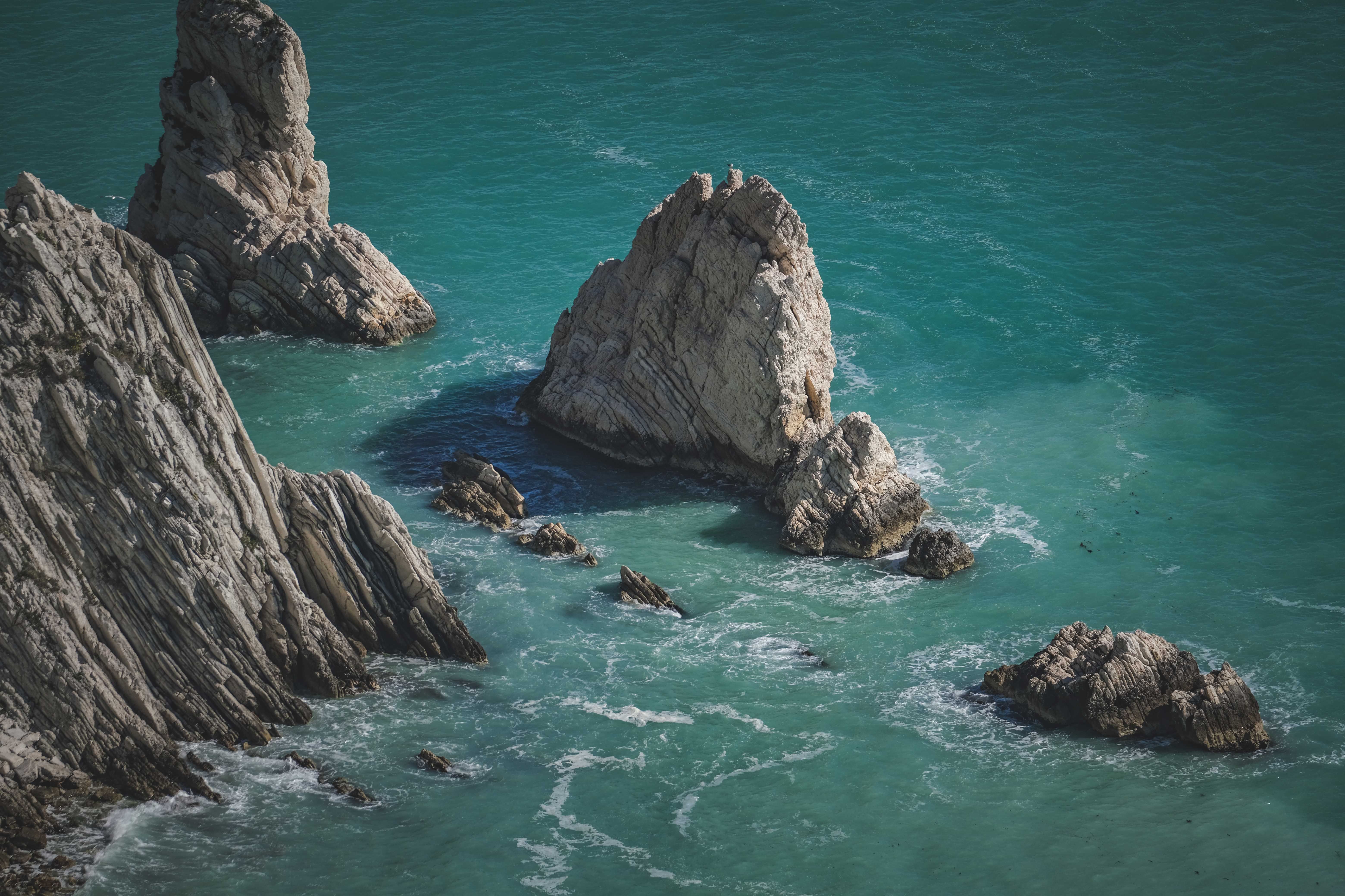 Rocks on a Shore · Free Stock Photo