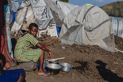 Photos gratuites de bols en métal, boue, calamité