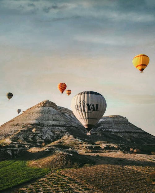 Hot Air Ballons in Air in Turkey