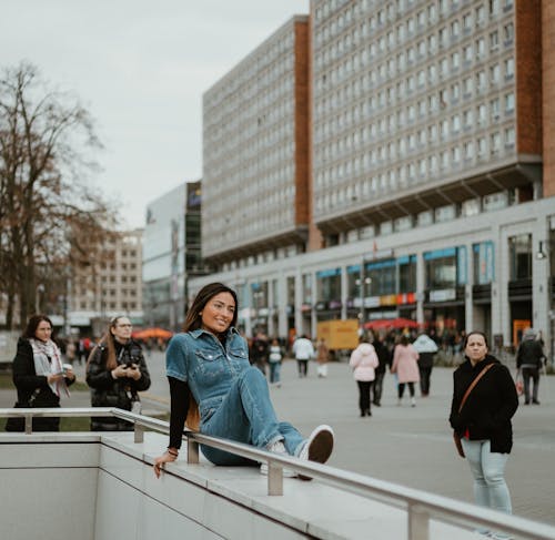 Ilmainen kuvapankkikuva tunnisteilla denim, ihmiset, katu