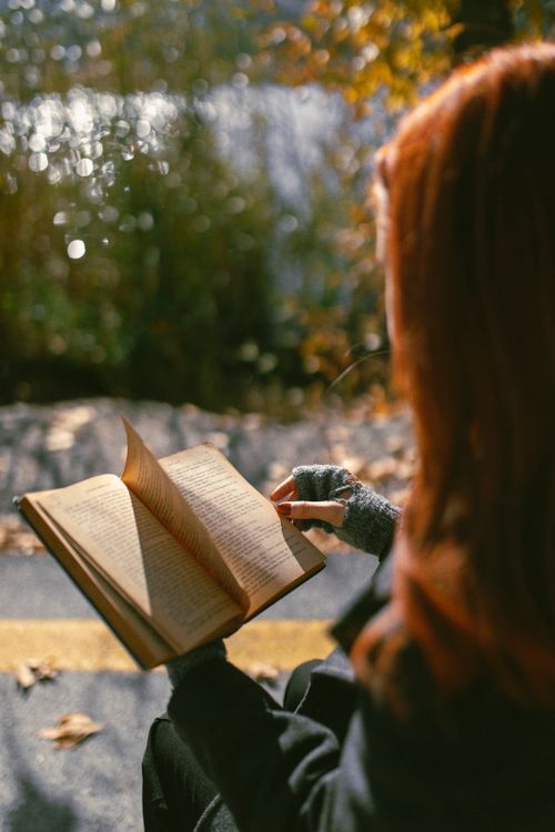 Lifestyle inspiration: a person reading in a park