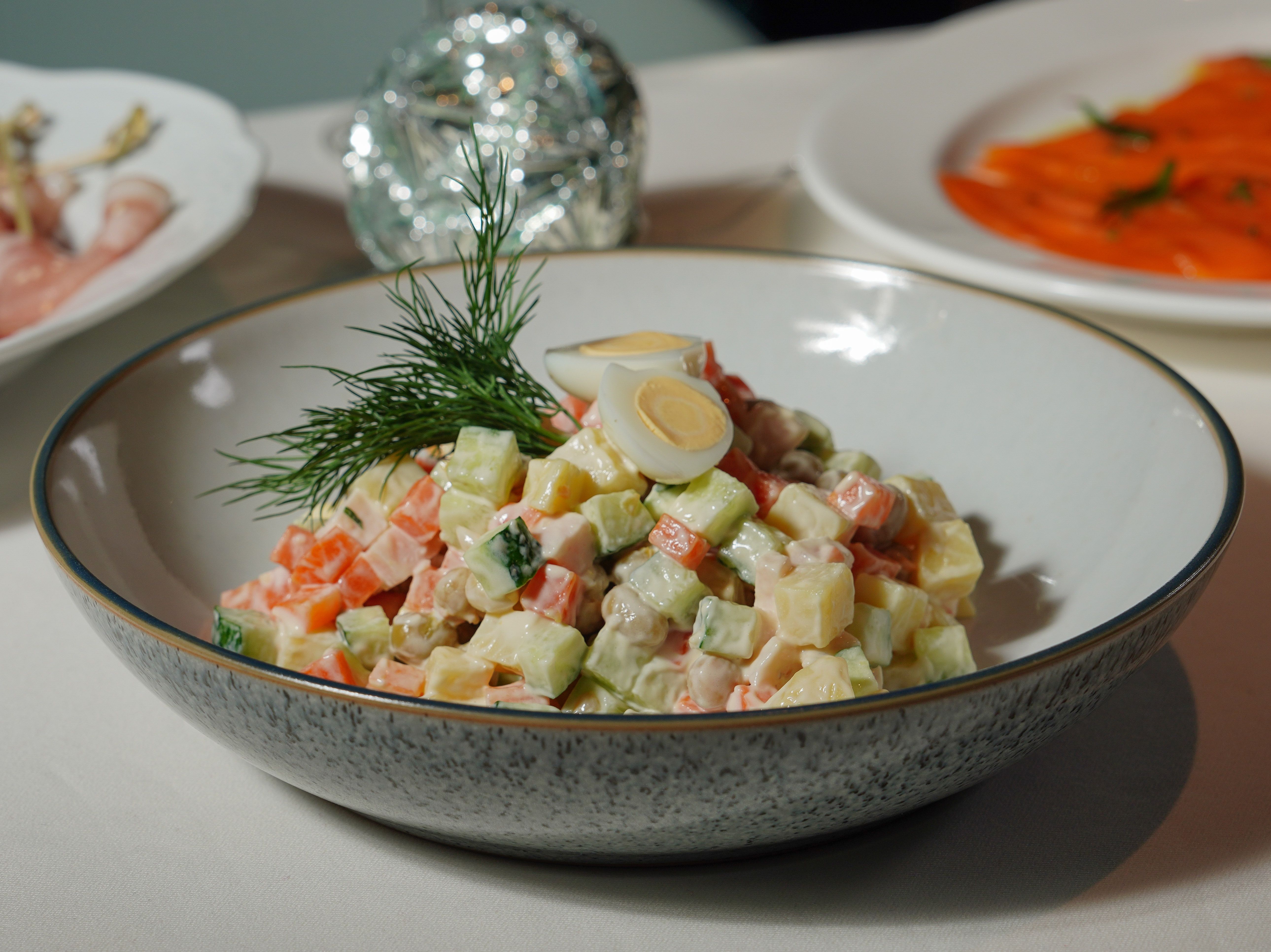 Leichtes Weihnachtsmenü-Rezept: Vorspeise, Hauptgang, Dessert — Variation