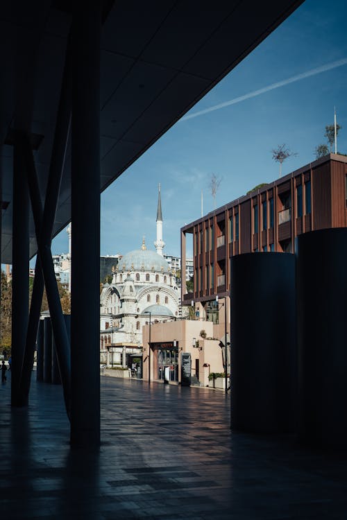 Fotobanka s bezplatnými fotkami na tému budovy, chodník, Istanbul