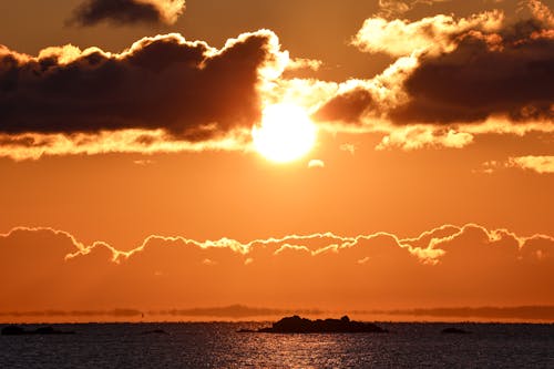 Immagine gratuita di cielo arancione, cielo drammatico, crepuscolo