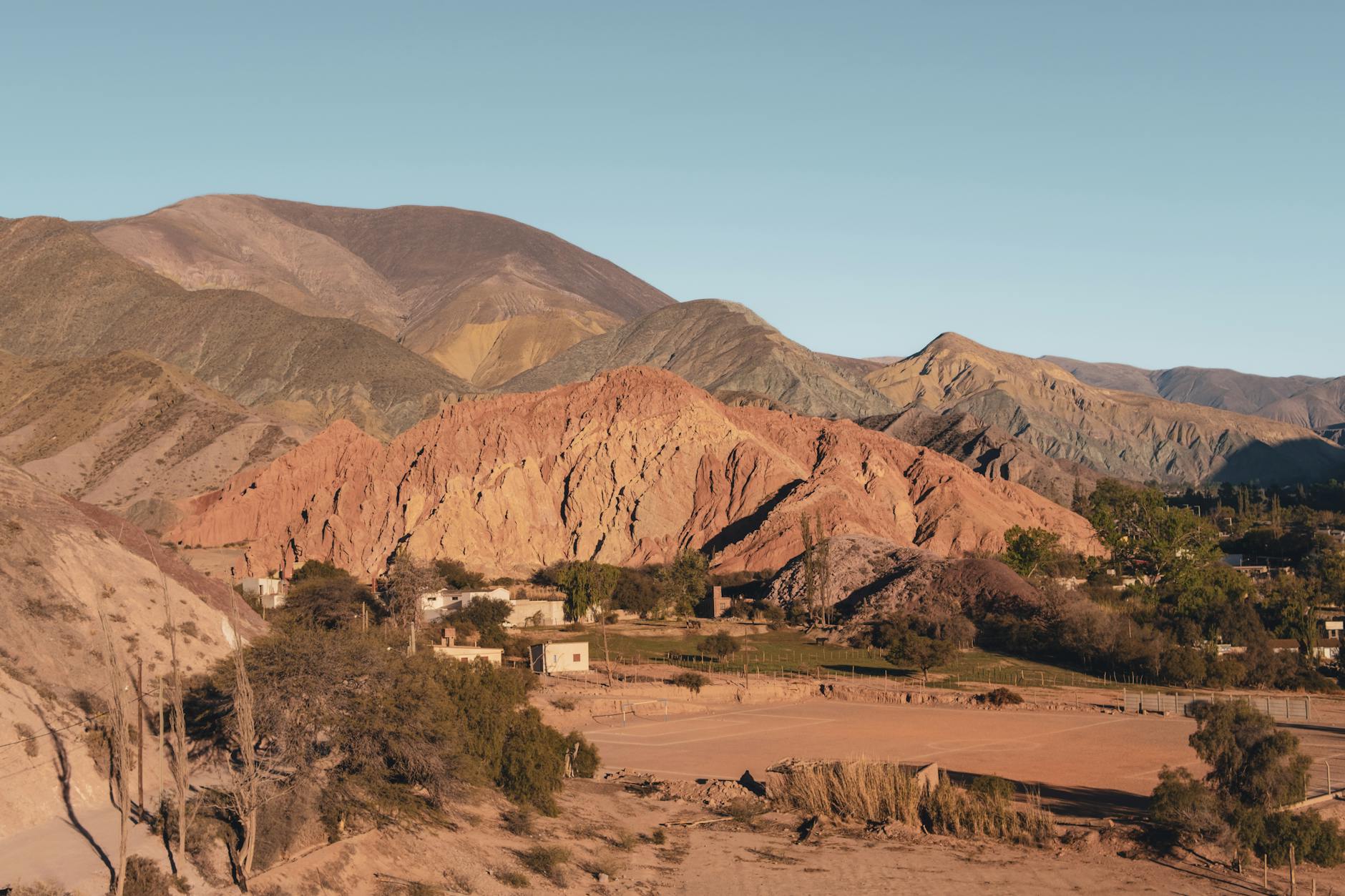 Airport transfers in San Salvador De Jujuy Airport transfers in San Salvador De Jujuy