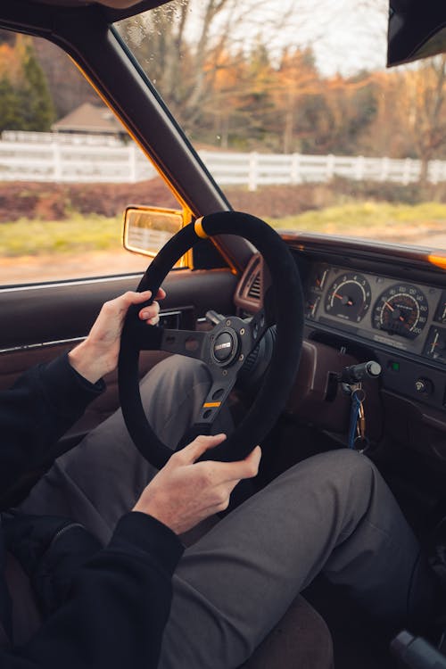 Driving a Classic Toyota Cressida with an Aftermarket Steering Wheel