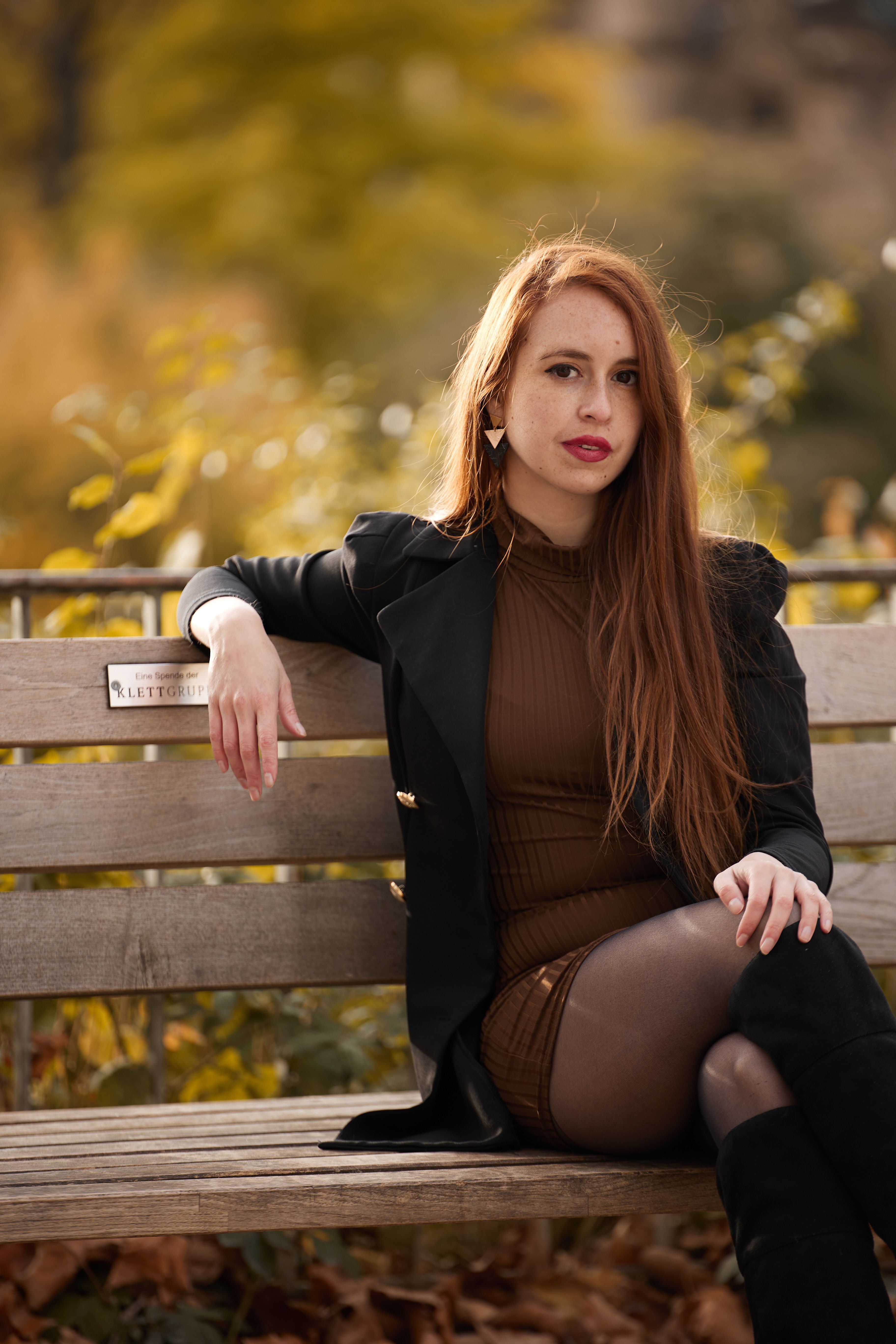 Foto de stock gratuita sobre abrigo negro, actitud, al aire libre ...