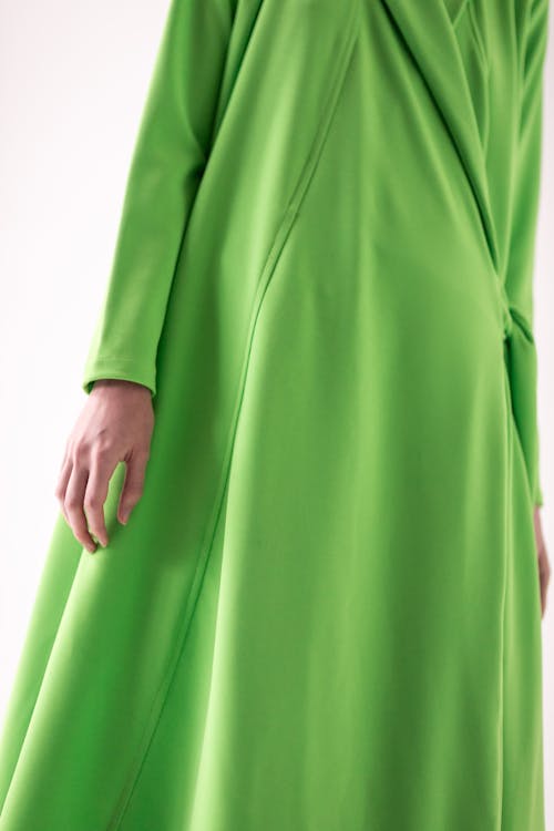 Kostnadsfri bild av färg, grön, klänning