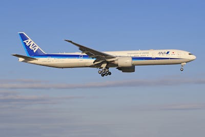 American Airlines Faces Turbulence: Price Targets Slashed Amid Fuel Cost Concerns