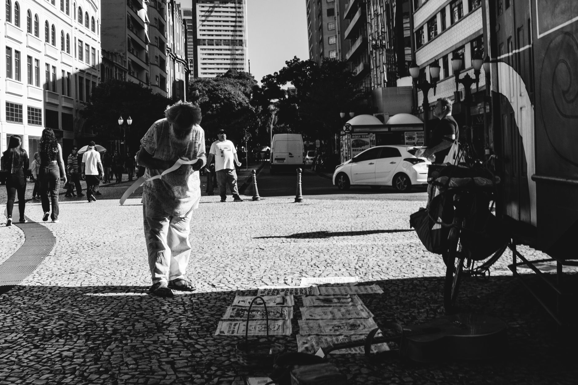 De carroceiro a pintor: Inspiração e exposição em BH