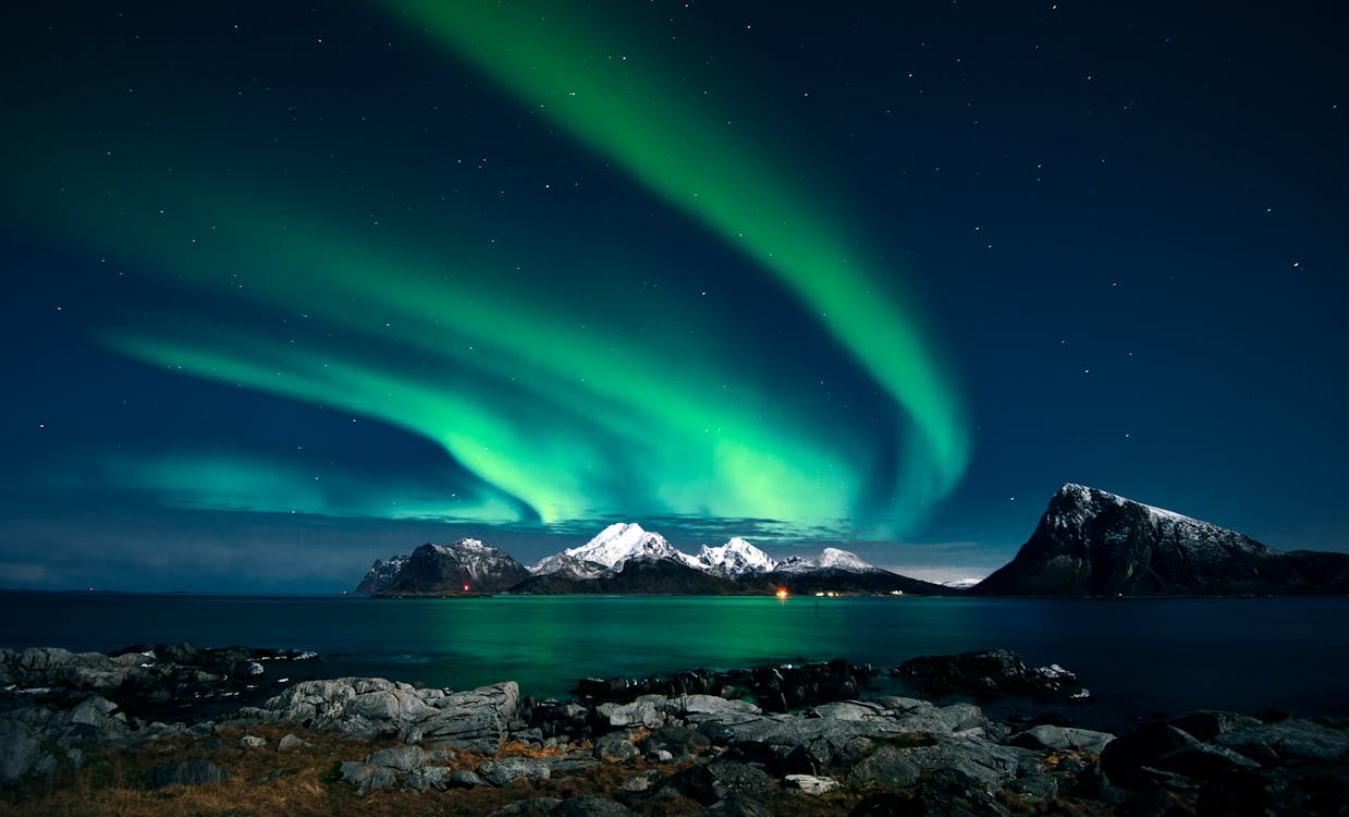 Northern light is a good destination while studying abroad in Norway