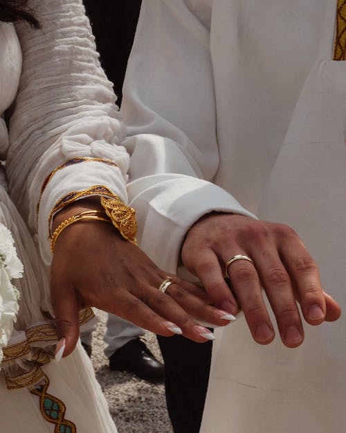Immagine gratuita di anelli, donna, foto del matrimonio