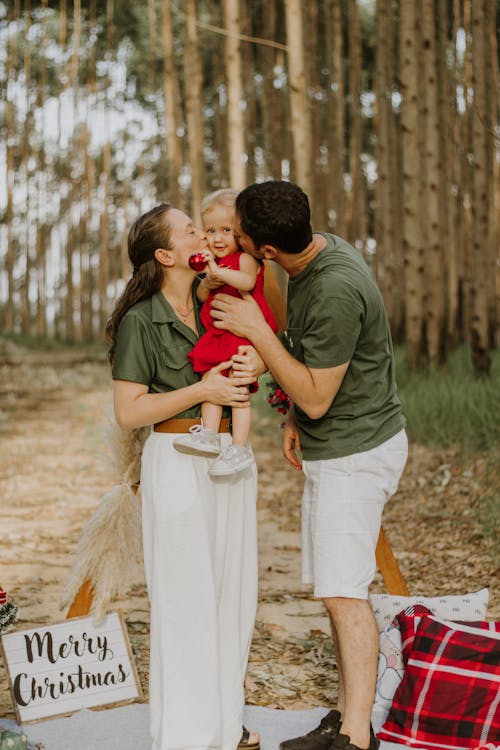 Immagine gratuita di baciando, bambino, figlia