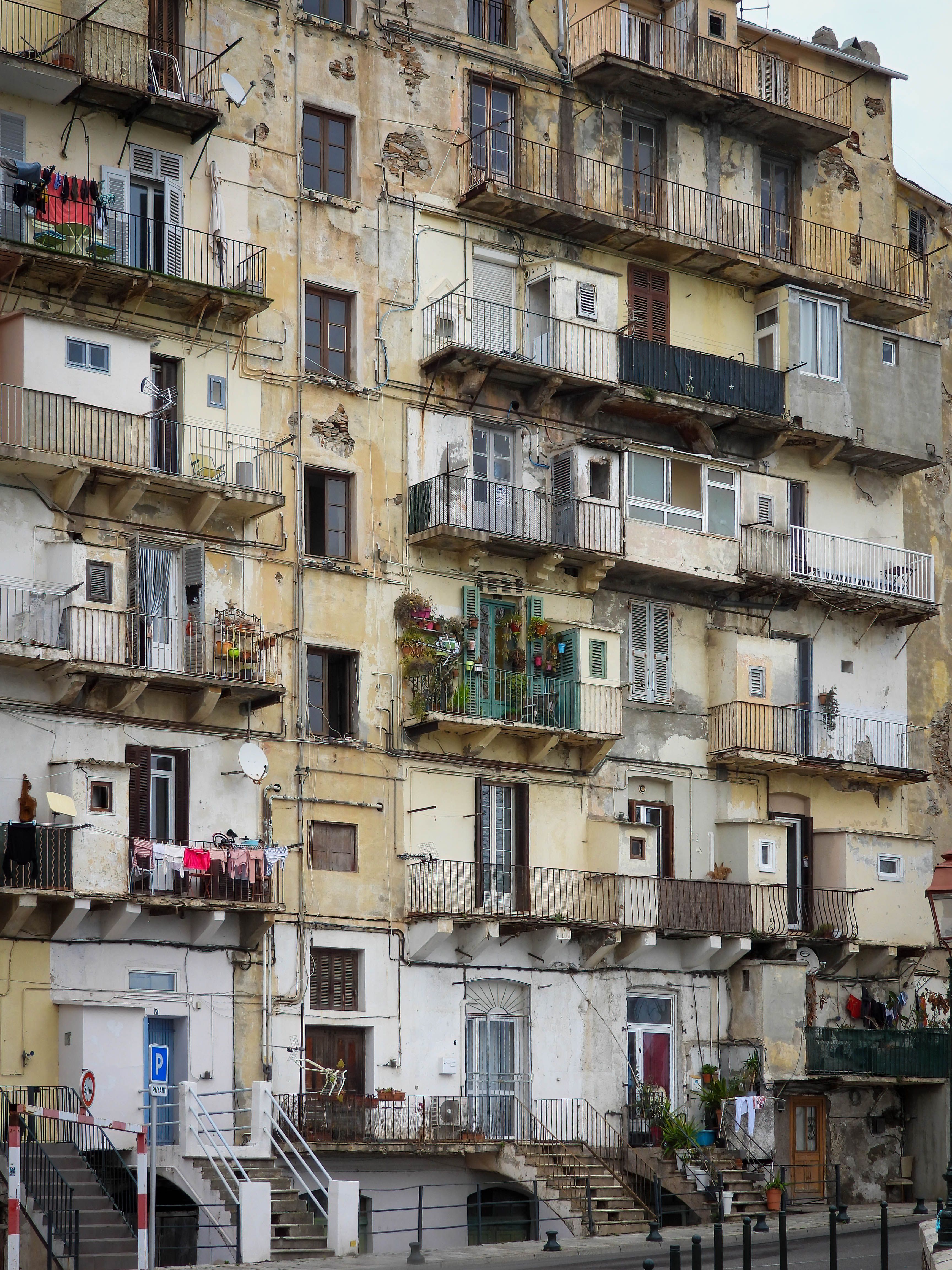 Exterior of a Residential Building · Free Stock Photo