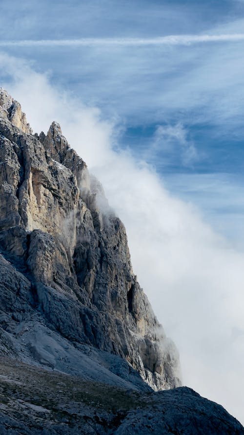 Darmowe zdjęcie z galerii z chmury, formacja skalna, góra